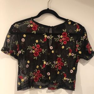 Storia Lace Crop Top